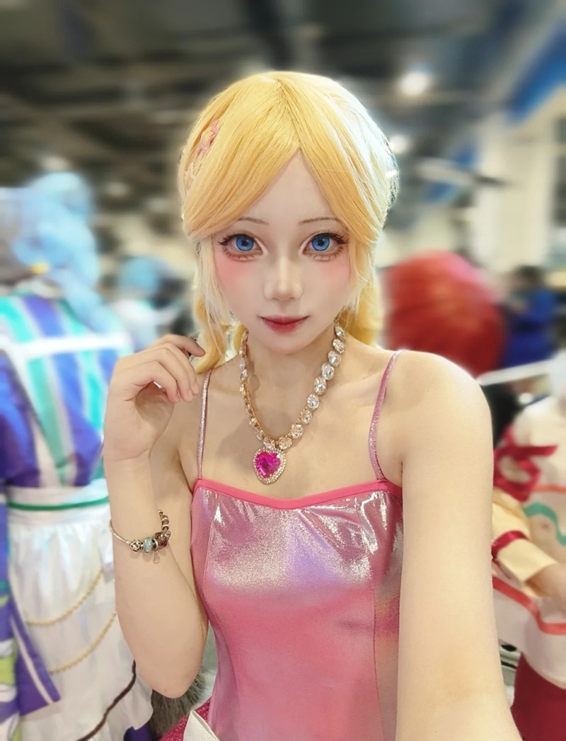Cosplay Barbie 11