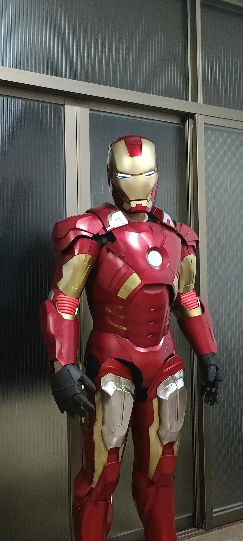 cosplay iron man 37