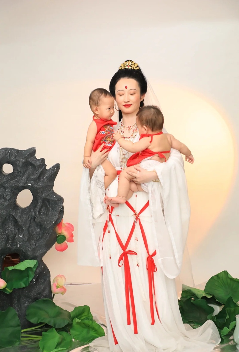 cosplay Quan Thế Âm Bồ Tát 17