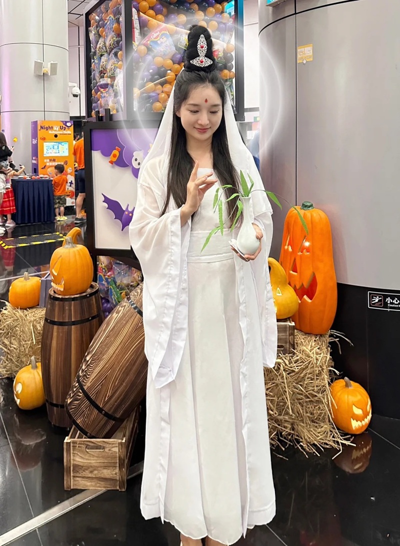 cosplay Quan Thế Âm Bồ Tát 21