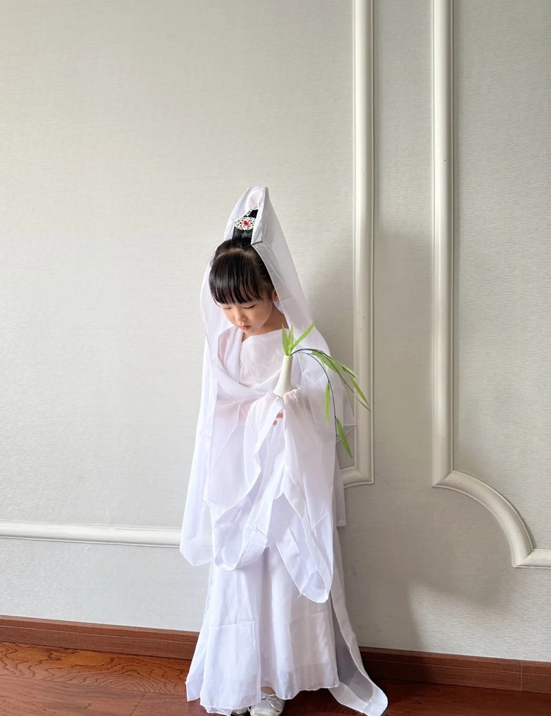 cosplay Quan Thế Âm Bồ Tát 32