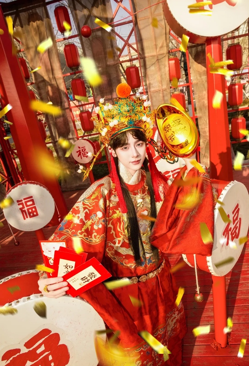 Cosplay Thần Tài 22