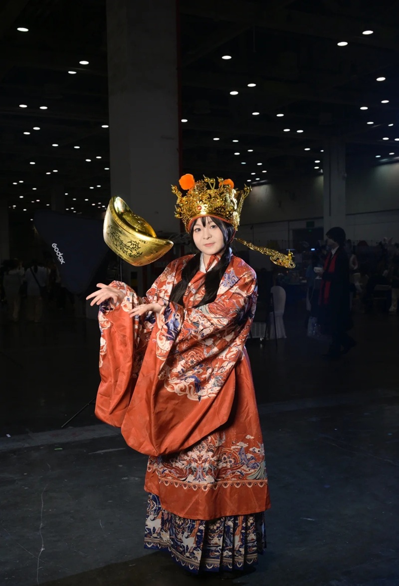 Cosplay Thần Tài 31