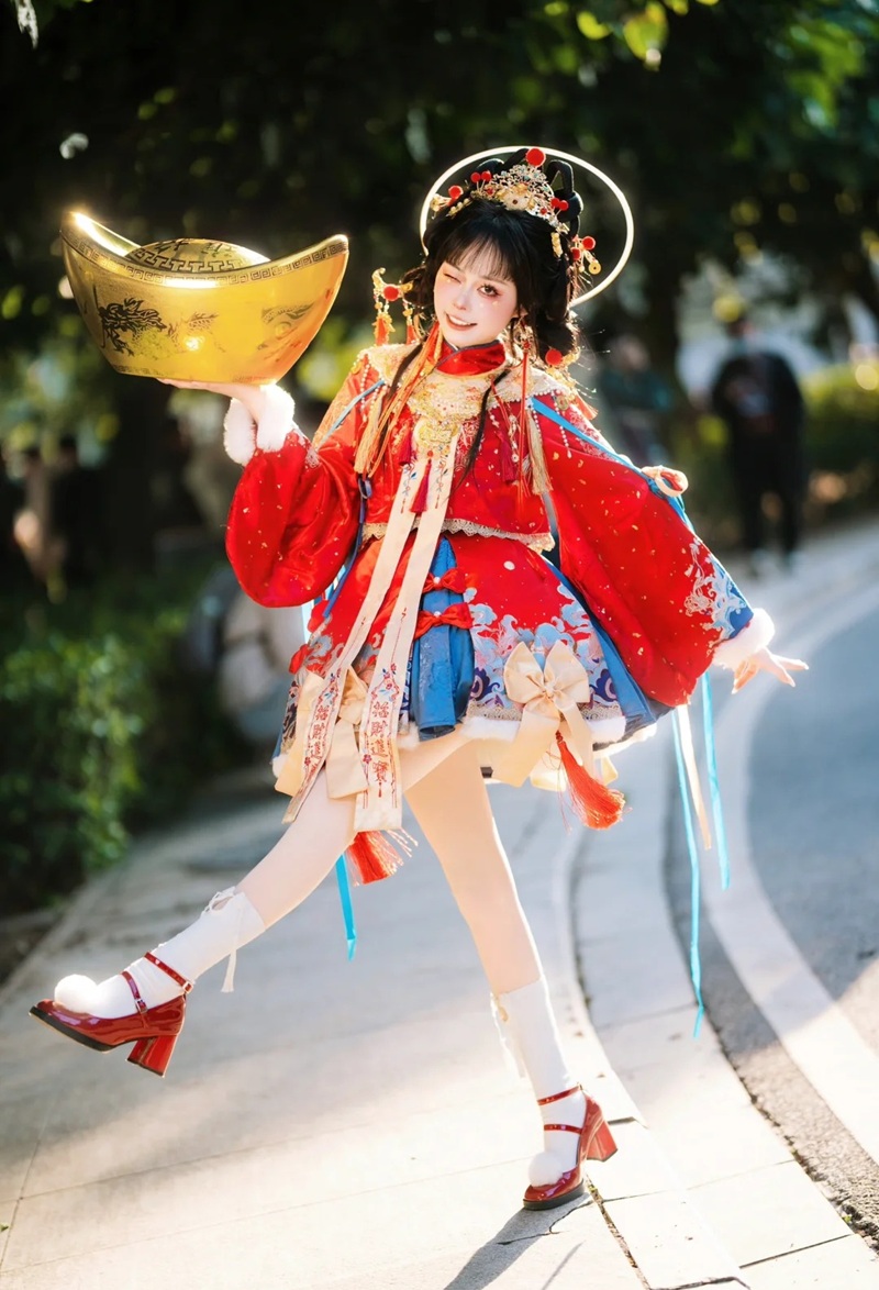 Cosplay Thần Tài 9