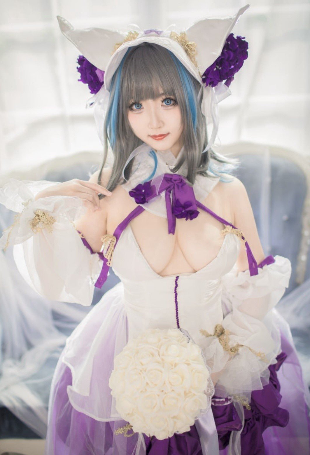 cosplay vú bự 19