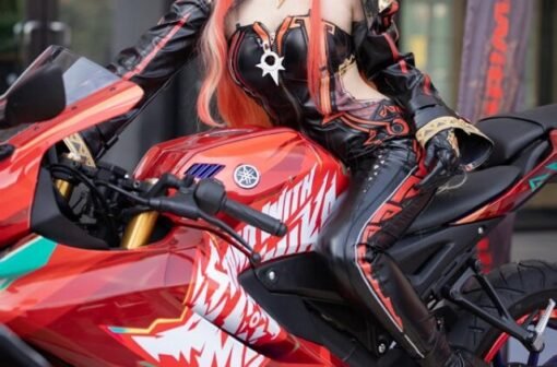 160+ Ảnh cosplay Hà Vi đầy thần thái, visual đỉnh khỏi bàn