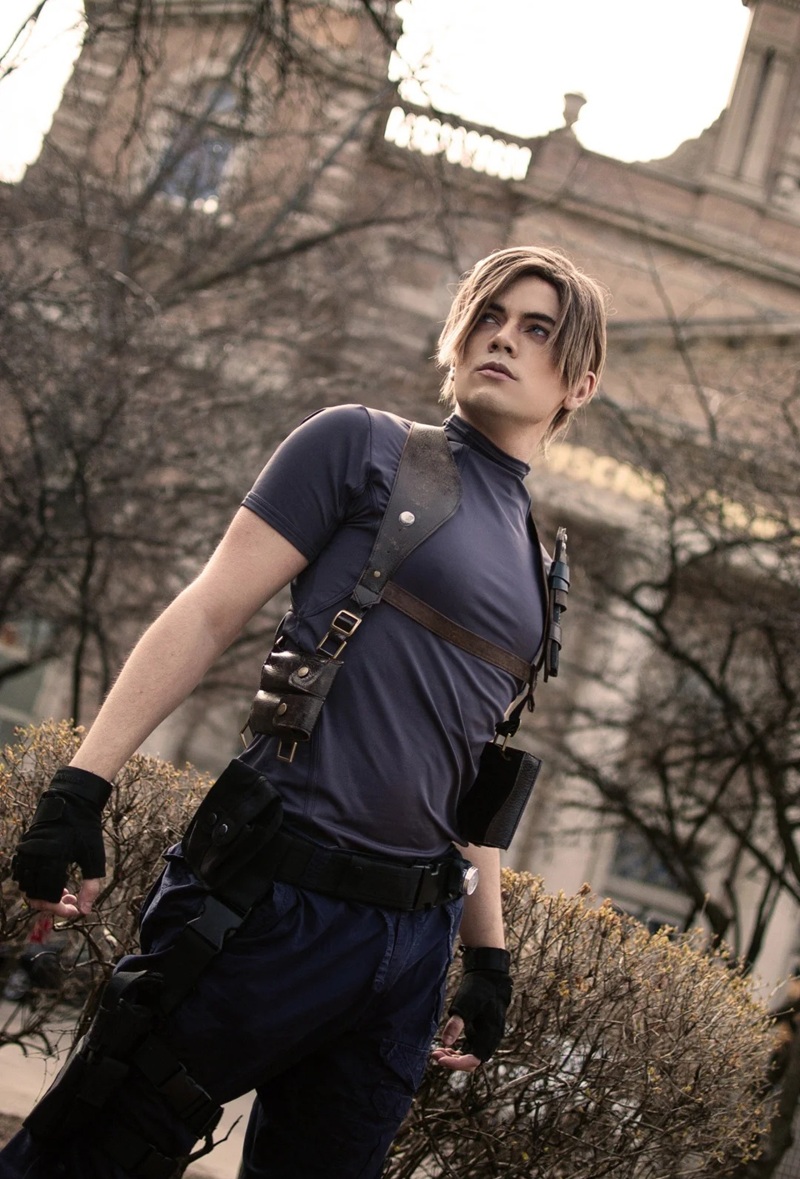 Leon S Kennedy Cosplay 20