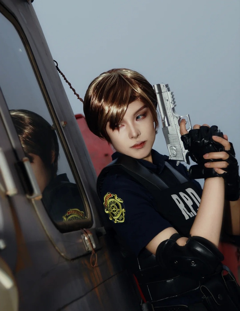 Leon S Kennedy Cosplay 21